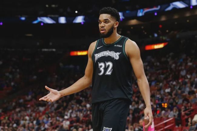 体育意甲：那不勒斯2-0萨索洛 收获七连胜