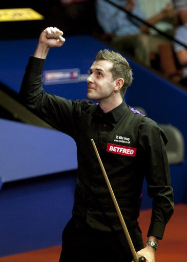 威胁射门 威胁射门