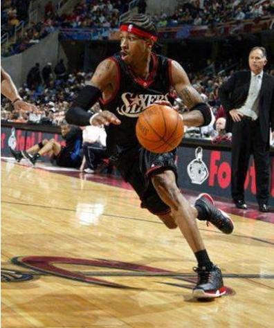 彻底大清洗，曼晚：曼联计划今夏离队的球员将突破两位数